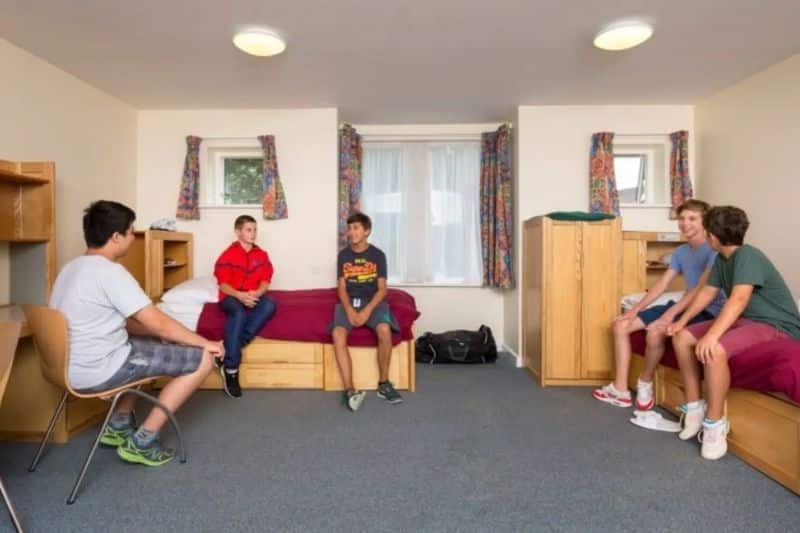 residencia-Bede´s-Dicker-School
