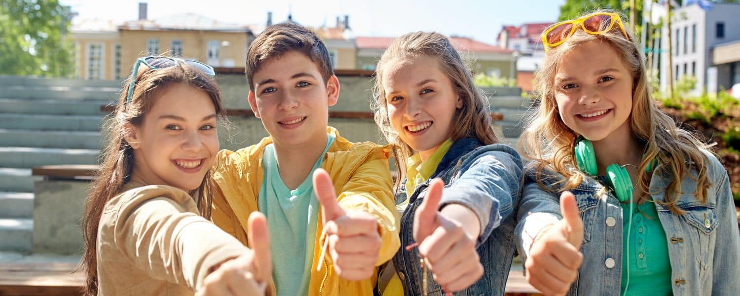 niños disfrutando de curso de verano